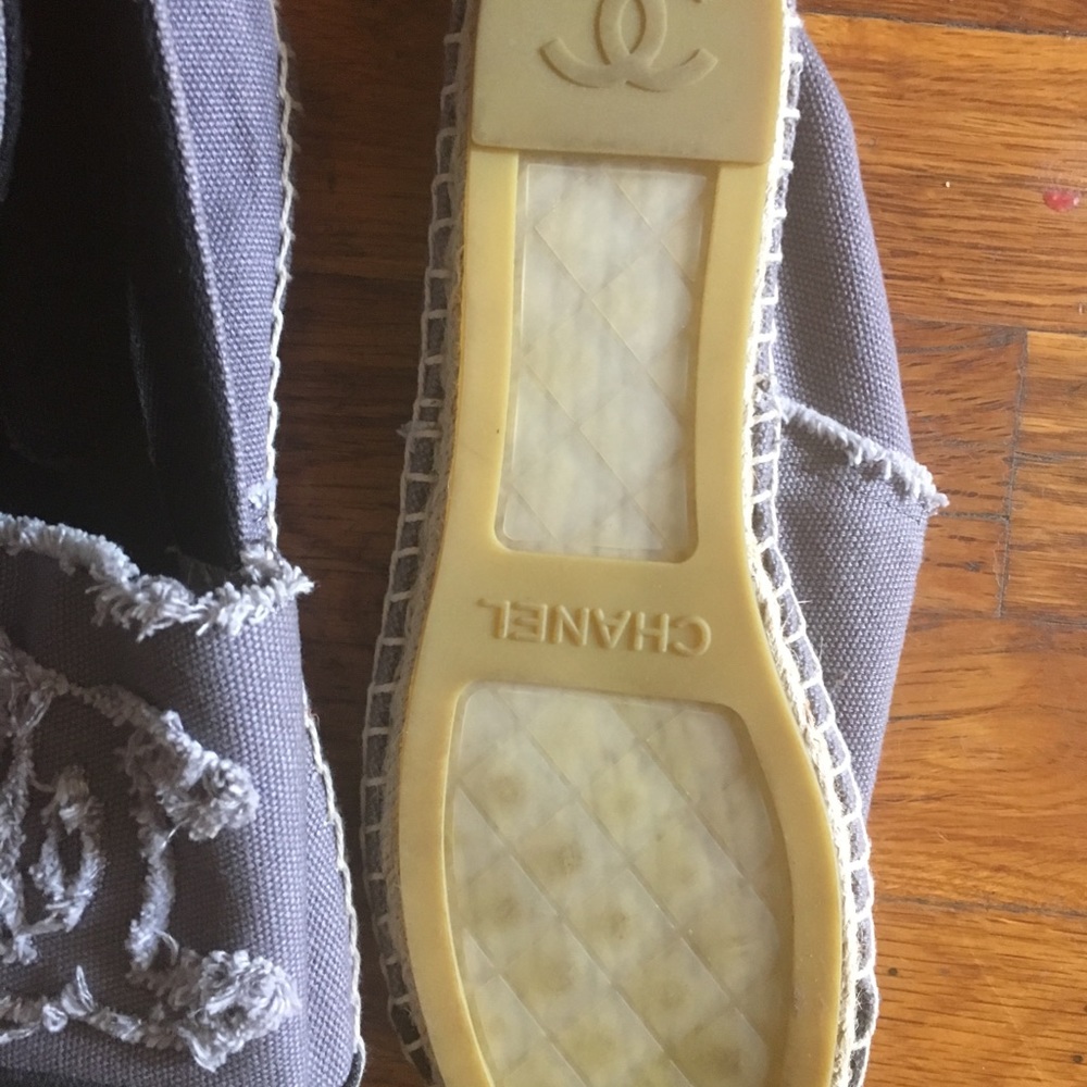 Chanel espadrilles  Chanel shoes - Picture 5 of 6